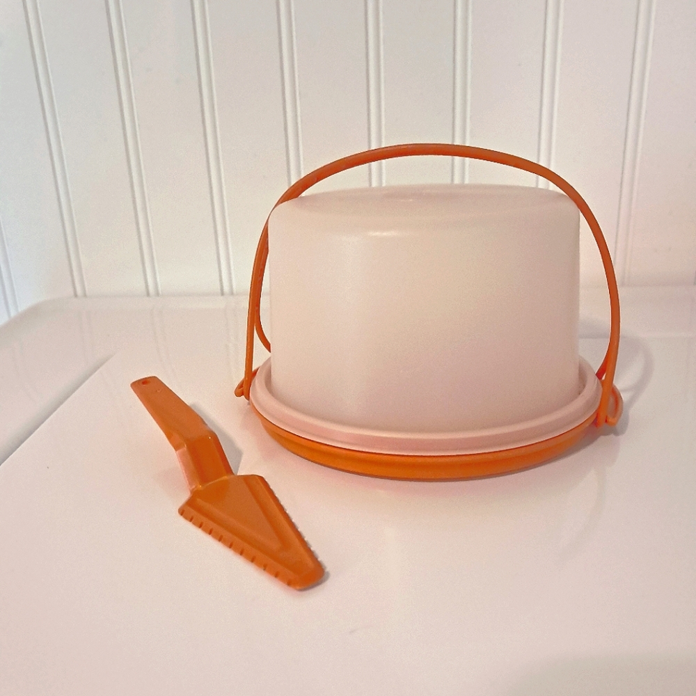 Vintage 70s Tupperware Toys Mini Orange Cake Keeper Taker Play Set Tupper Toys